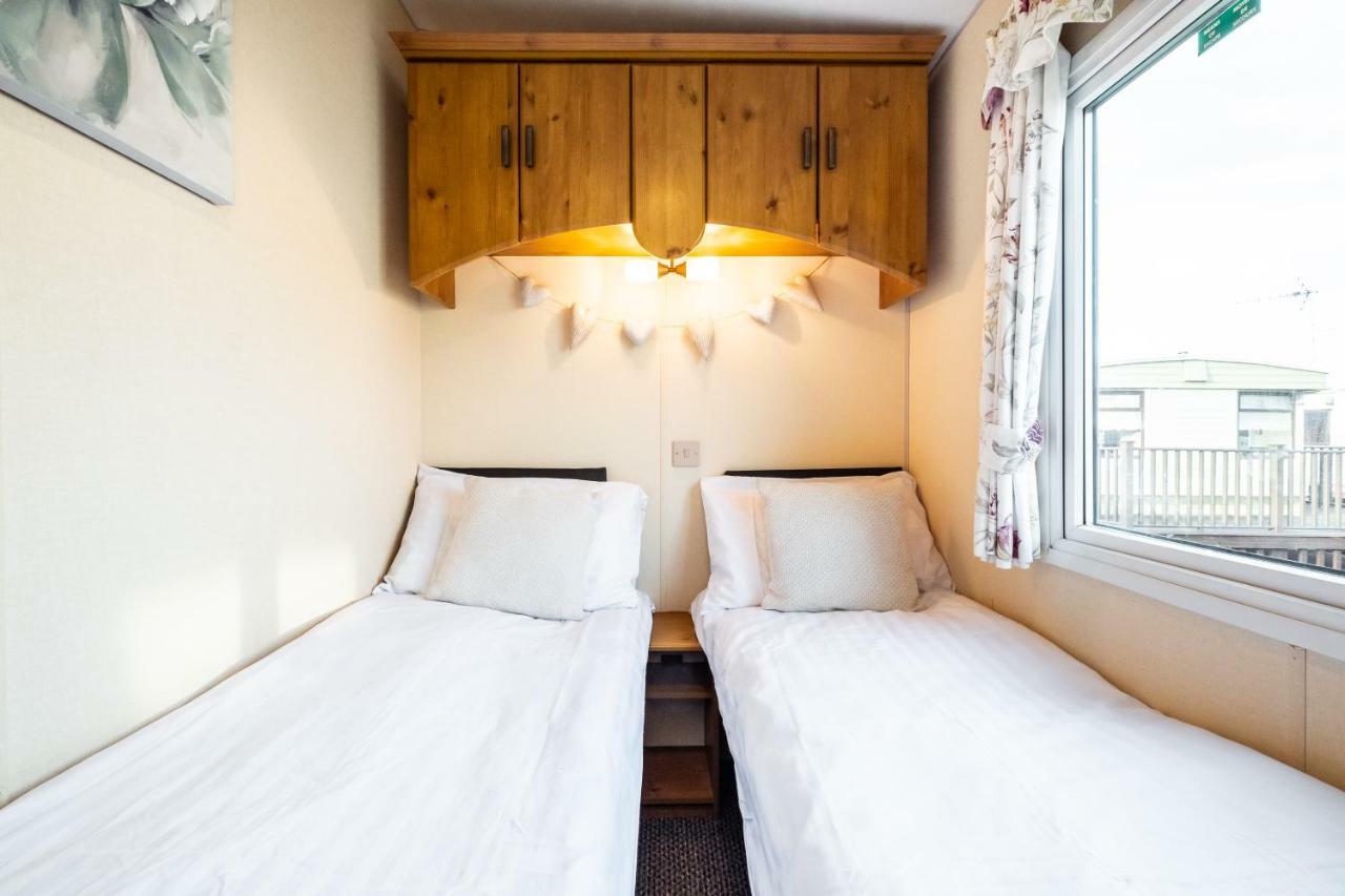 Caravan Beach Holiday Hotel Saint Osyth Kültér fotó