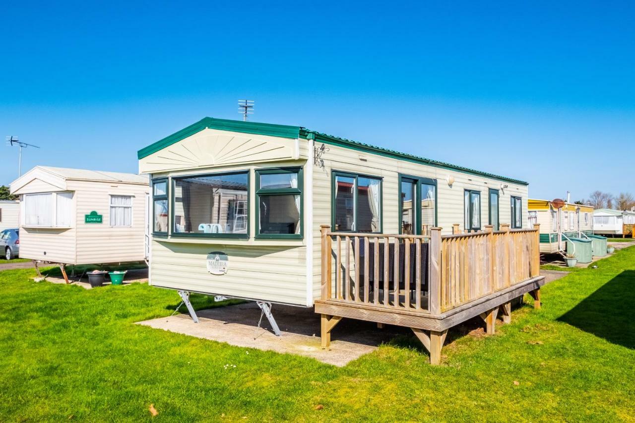 Caravan Beach Holiday Hotel Saint Osyth Kültér fotó